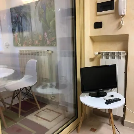 Rue Ragusa #1b Howme Bari