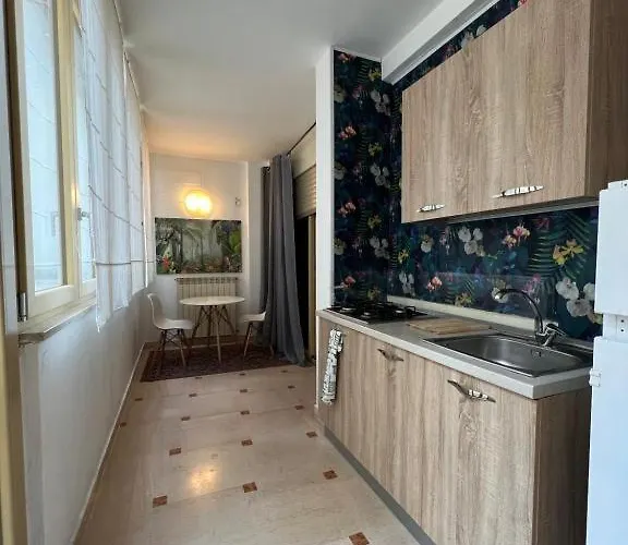 Rue Ragusa #1b Howme Apartment *